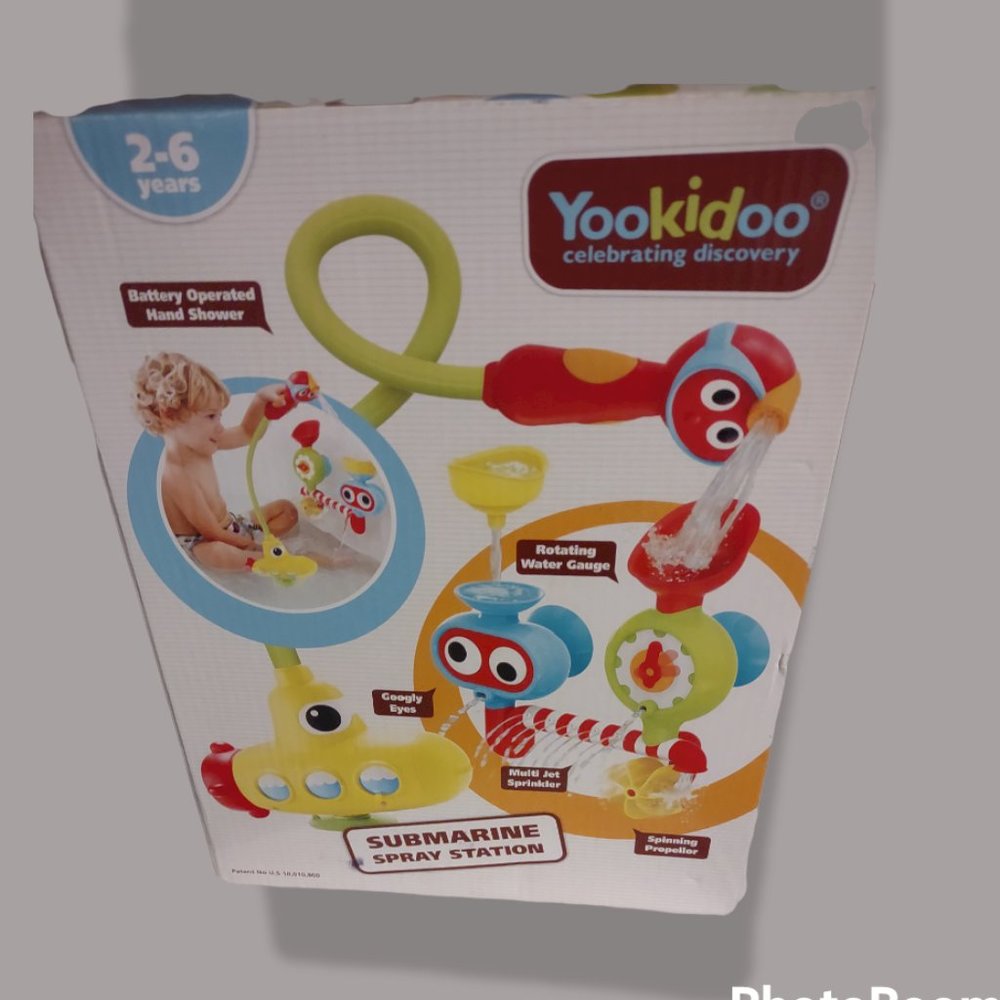 YooKidoo Submarine Spray Station Bath Toy